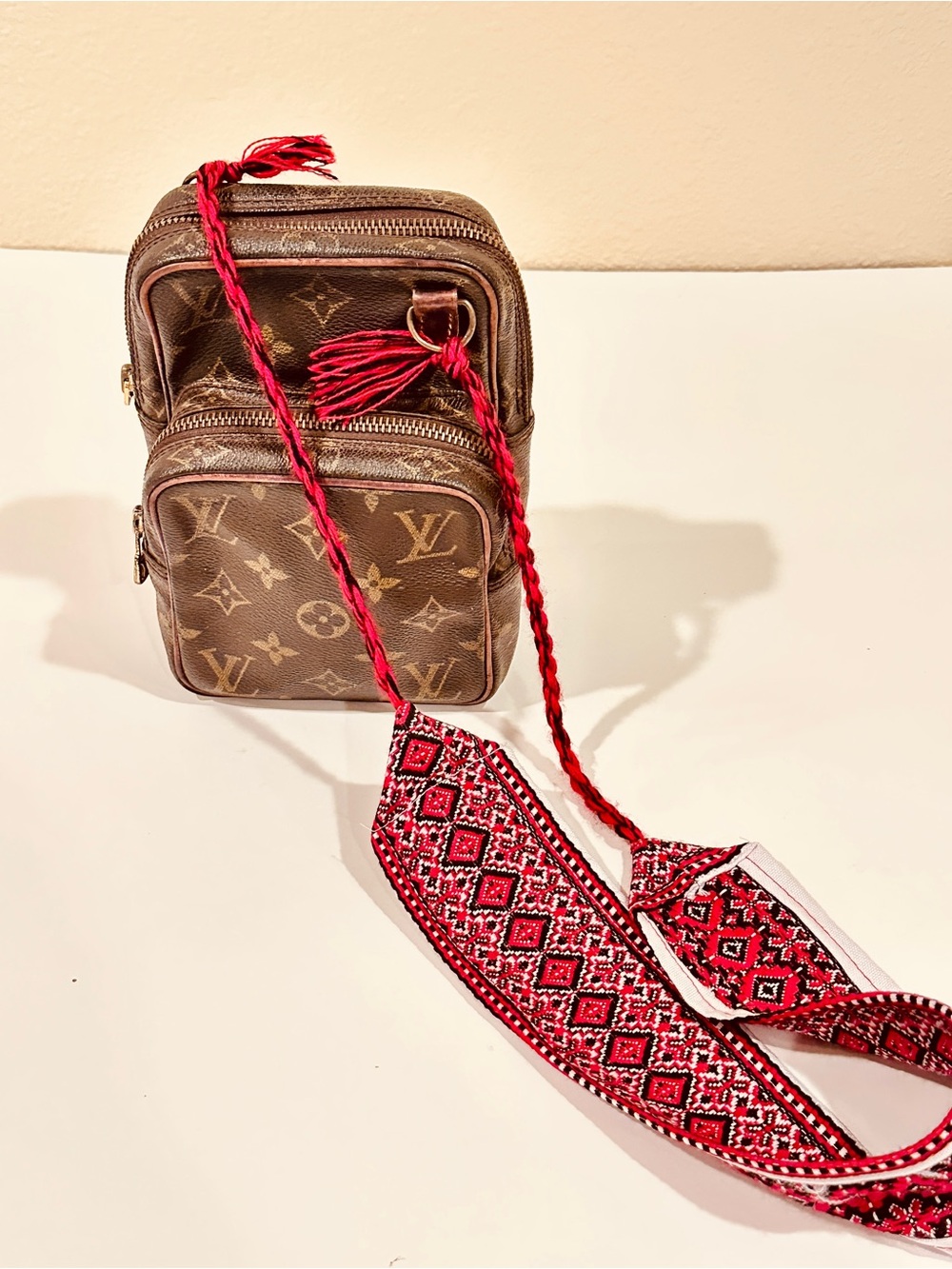 Louis Vuitton Monogram Amazone Crossbody Vintage Custom Strap - Picture 12 of 12